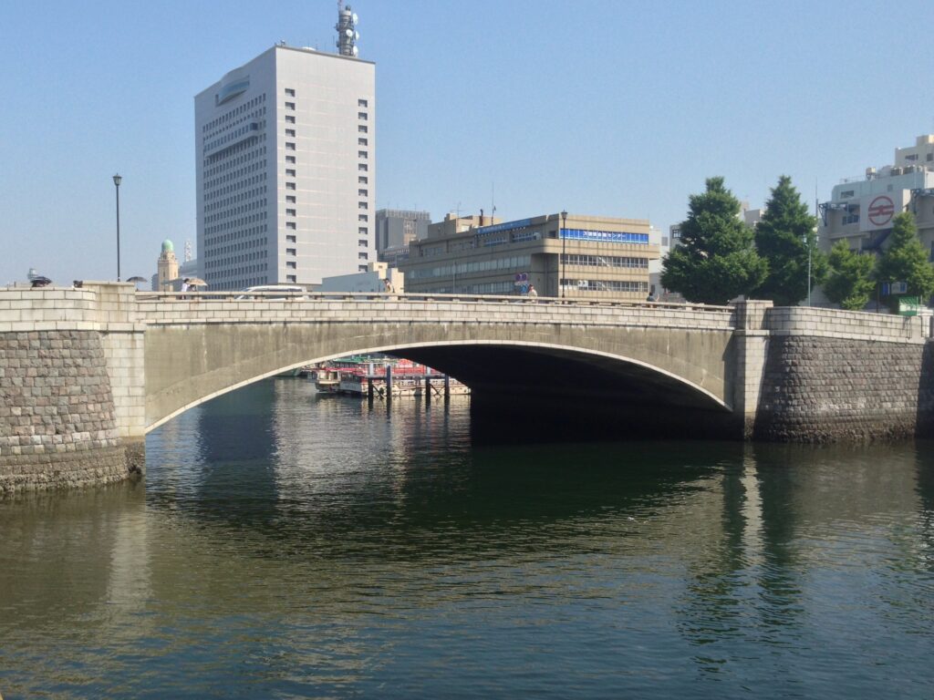 Yokohama Walking Itinerary: Bankoku Bridge