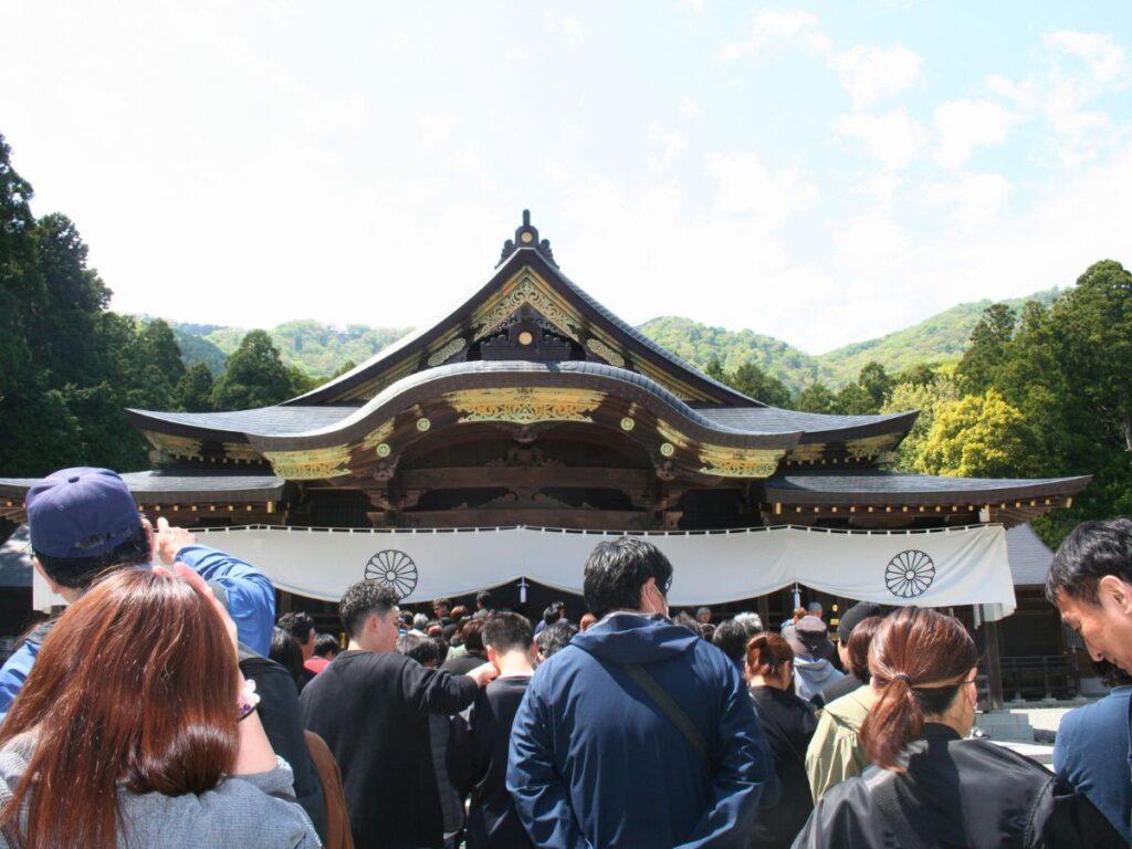 Magical Yahiko Shrine: Guid to This Must-See Spot in Niigata (Photo by ThatJapanGuide)) Magical Yahiko Shrine: Guid to This Must-See Spot in Niigata (Photo by ThatJapanGuide))