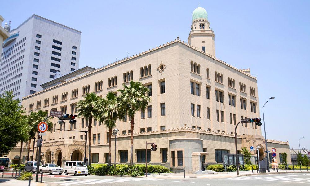 Yokohama daytrip sightseeing itinerary - Yokohama Customs