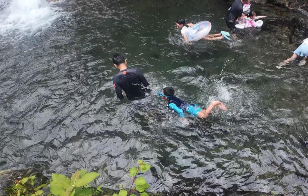 Arima Keikoku: Guide to the Perfect Spot for Fishing With Kids Near Tokyo Arima Keikoku: Guide to the Perfect Spot for Fishing With Kids Near Tokyo