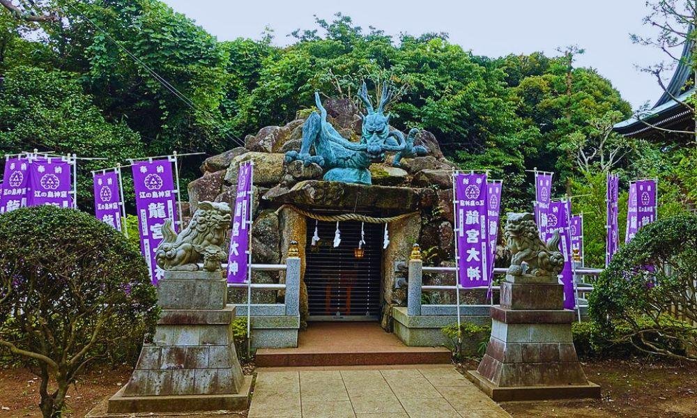 Enoshima Shrine Guide: Full Walkthrough, History & Tips