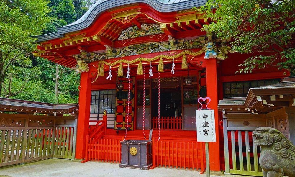 Enoshima Shrine Guide: Full Walkthrough, History & Tips